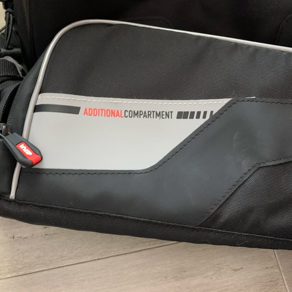 Motorcycle saddlebag 60L - Picture 5 of 12